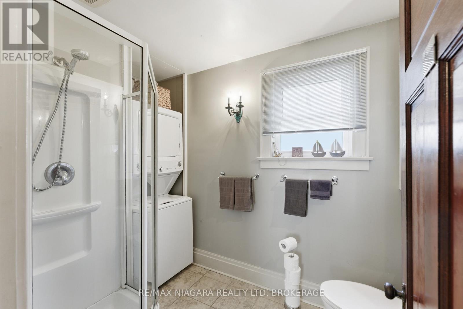 15 1/2 Wolseley Avenue, St. Catharines, Ontario  L2R 4T4 - Photo 14 - X13171884
