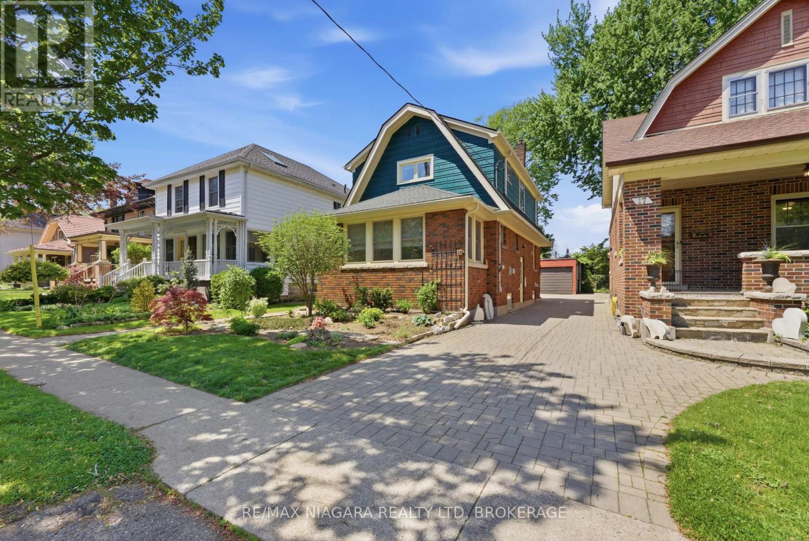 15 1/2 Wolseley Avenue, St. Catharines, Ontario  L2R 4T4 - Photo 2 - X13171884