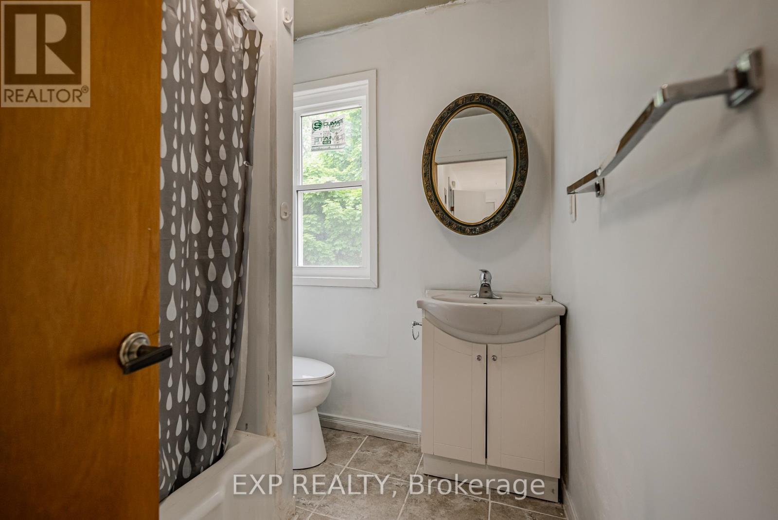 4865 Armoury Street, Niagara Falls, Ontario  L2E 1S9 - Photo 14 - X13172342