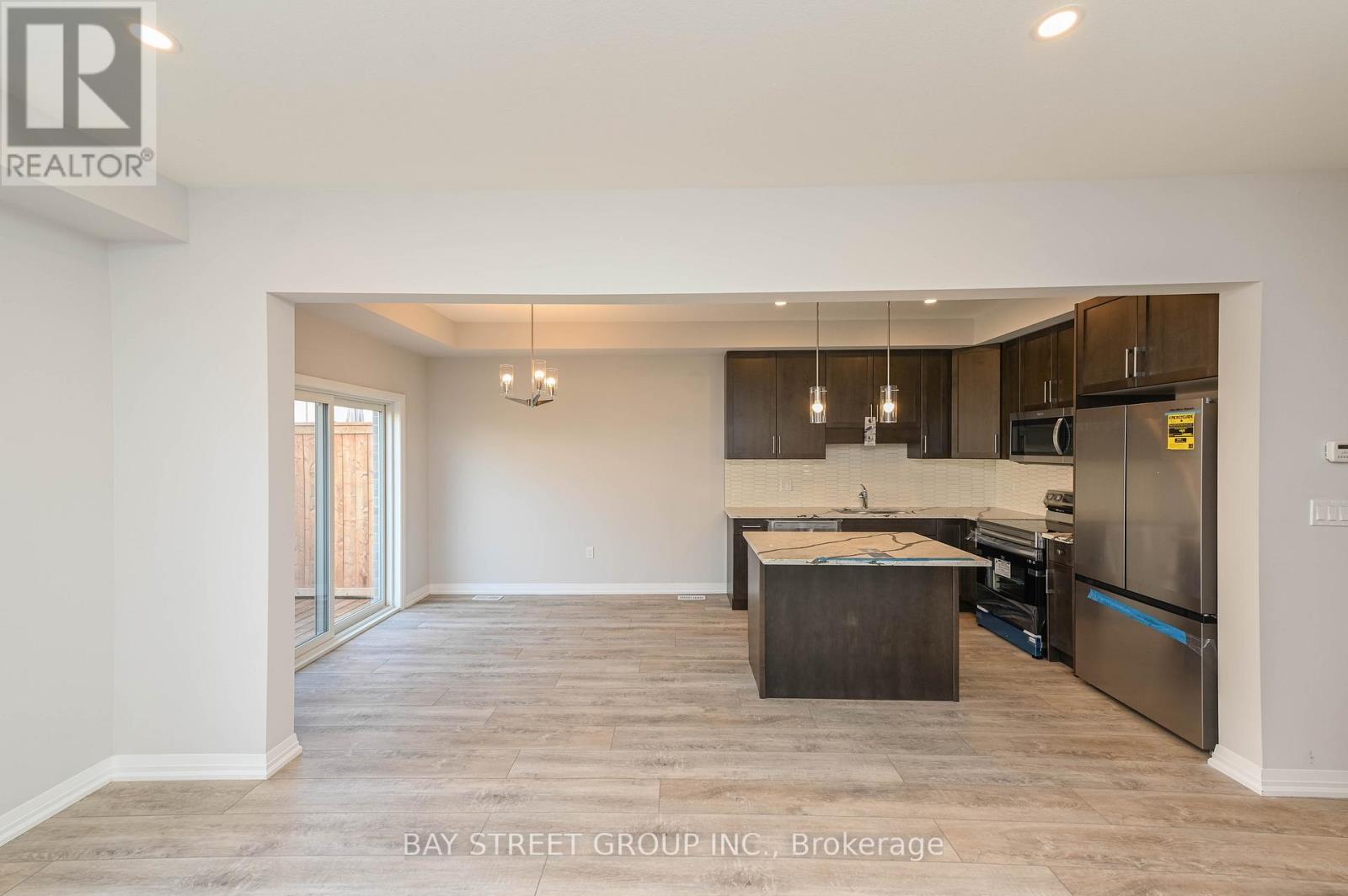 61 - 4552 Portage Road, Niagara Falls, Ontario  L2E 6A8 - Photo 4 - X13172674