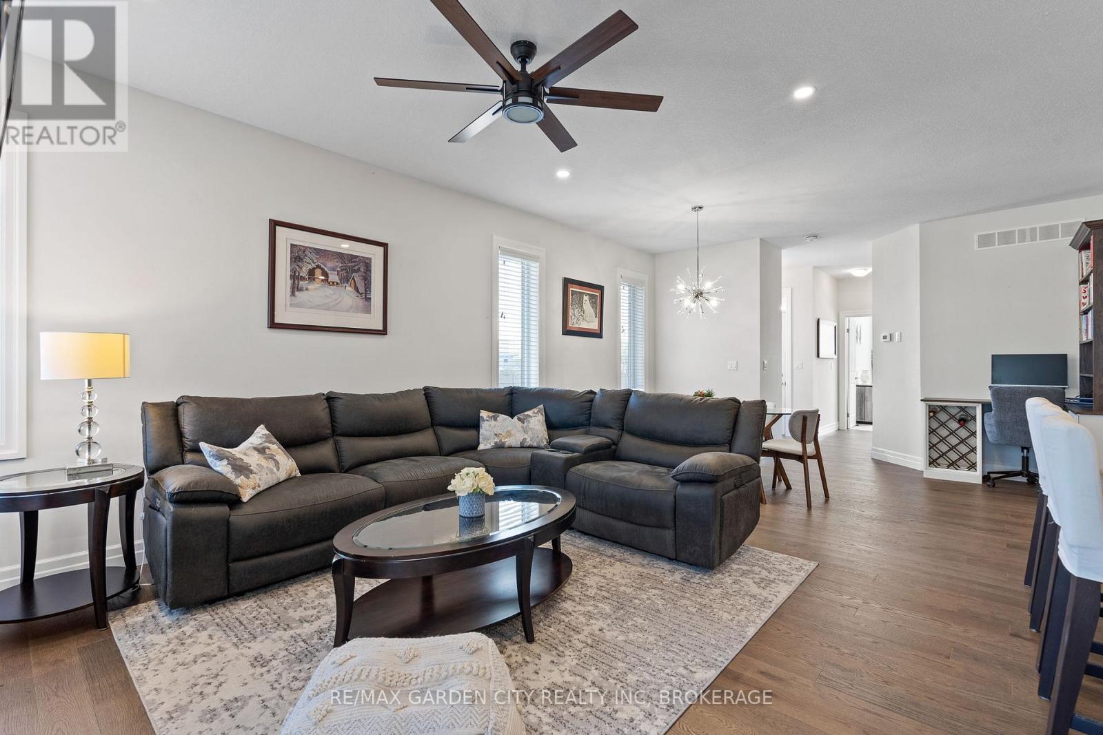 54 Borden Trail, Welland, Ontario  L3B 5X1 - Photo 11 - X13172972