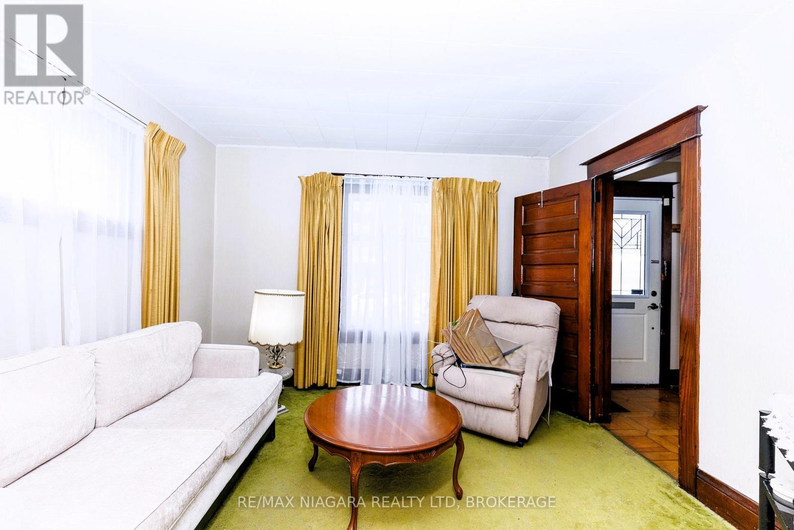 208 Hellems Avenue, Welland, Ontario  L3B 3B7 - Photo 4 - X13174042