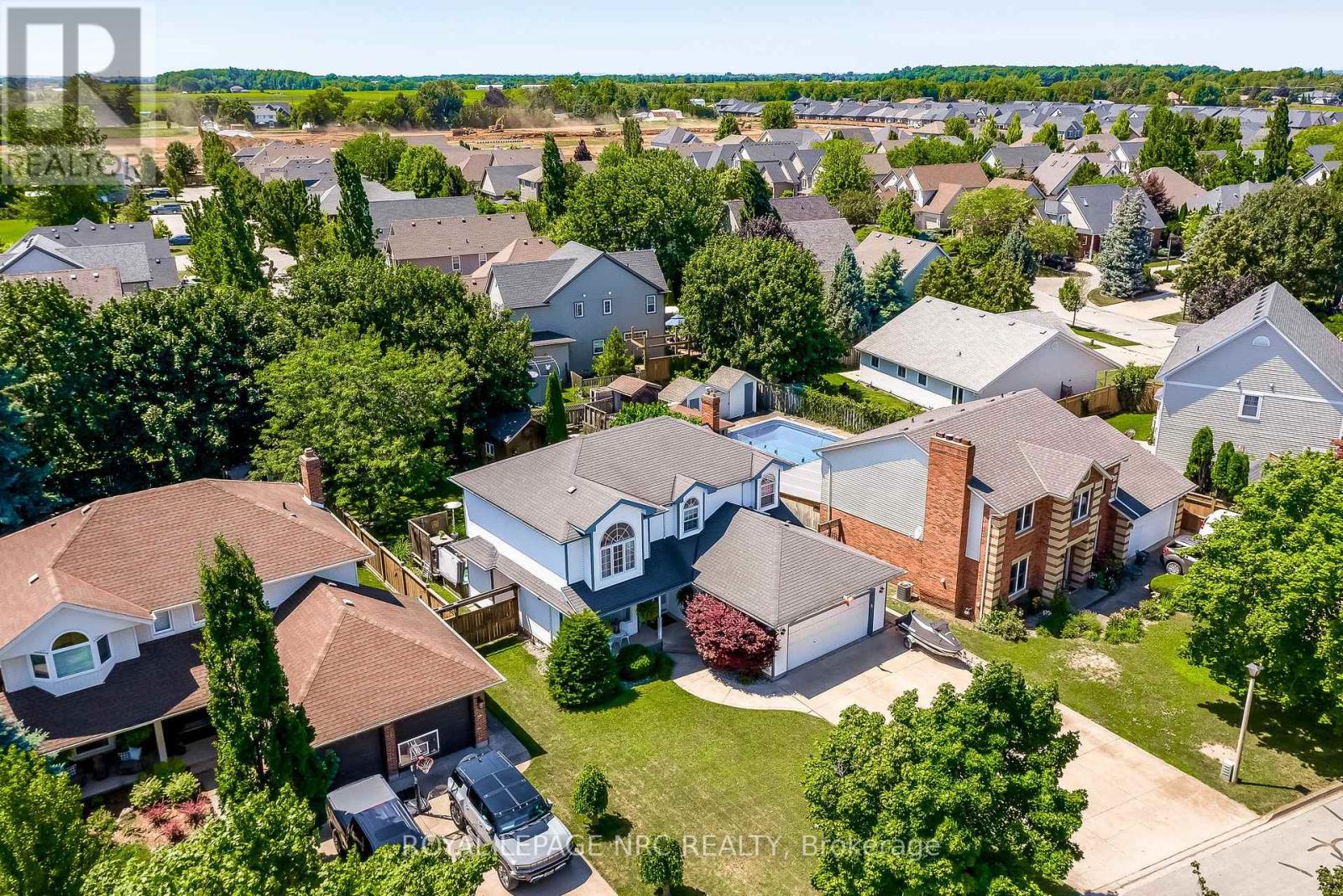 8 Hearth Court, Niagara-On-The-Lake, Ontario  L0S 1J0 - Photo 43 - X13174112