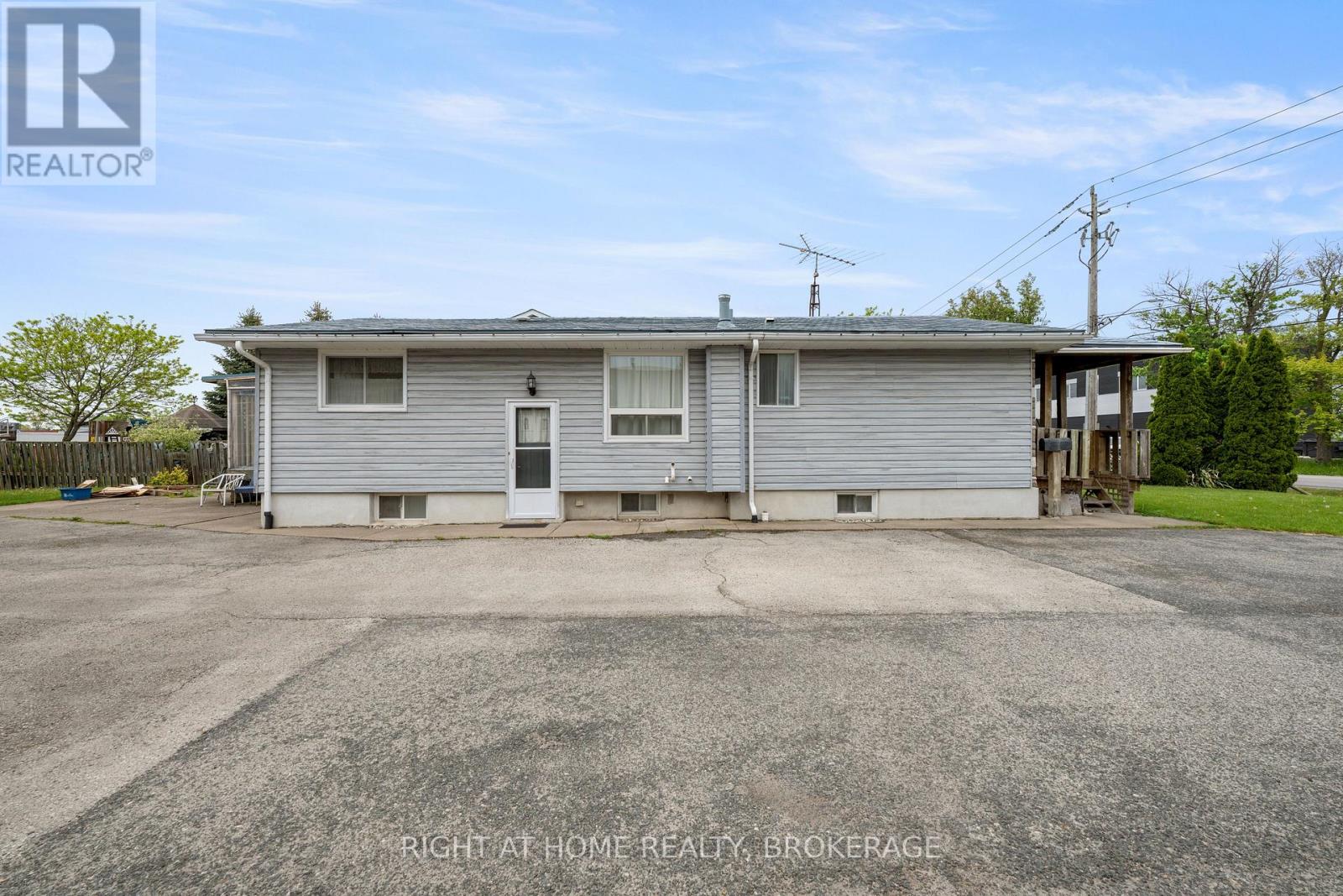 133 Quaker Road, Welland, Ontario  L3C 3G3 - Photo 8 - X13175282