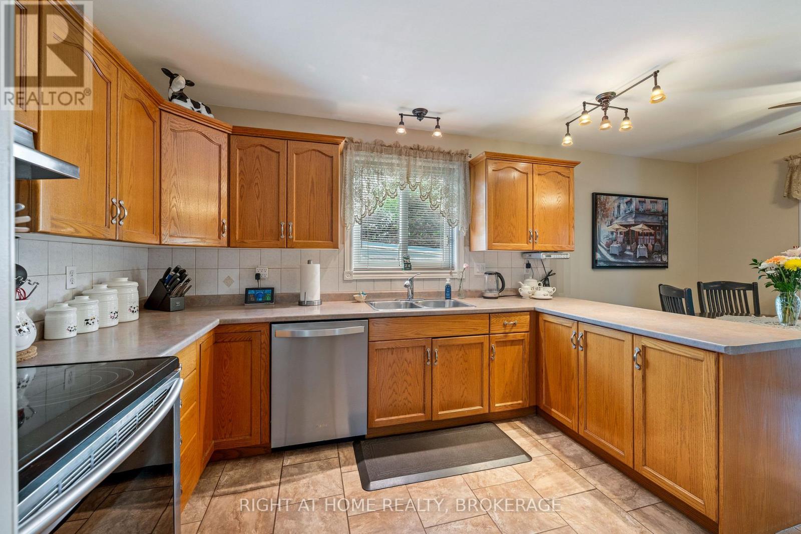 139 Quaker Road, Welland, Ontario  L3C 3G3 - Photo 23 - X13176454