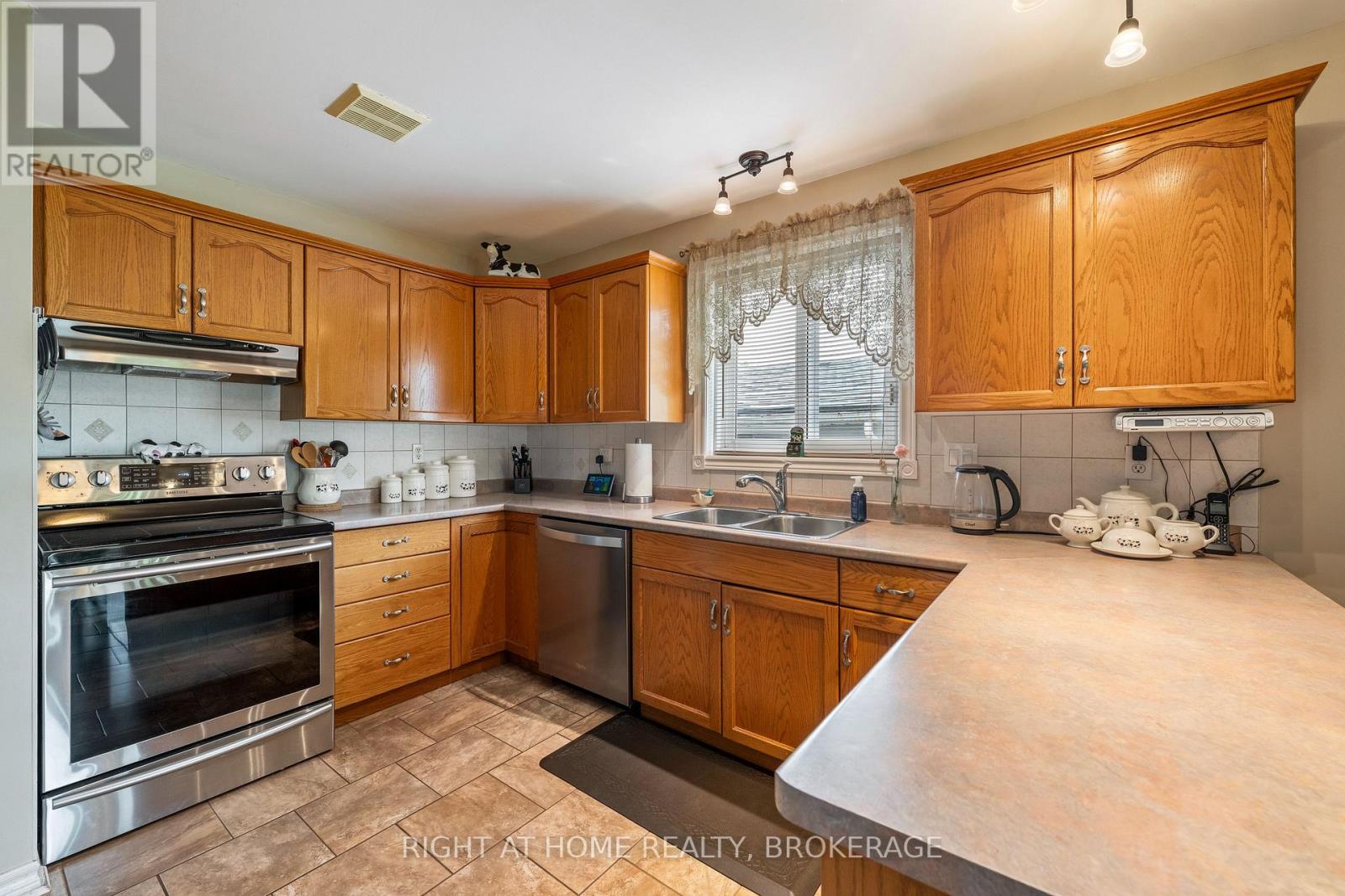 139 Quaker Road, Welland, Ontario  L3C 3G3 - Photo 24 - X13176454