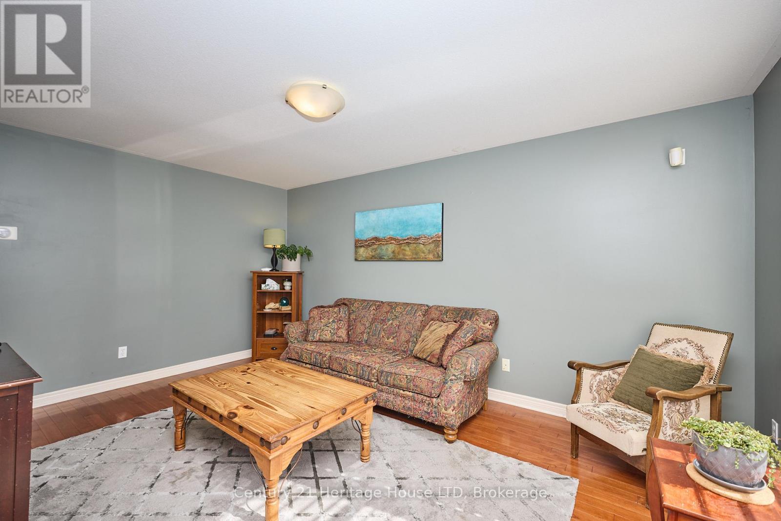 4 Arlene Street, St. Catharines, Ontario  L2S 4C9 - Photo 13 - X13177142
