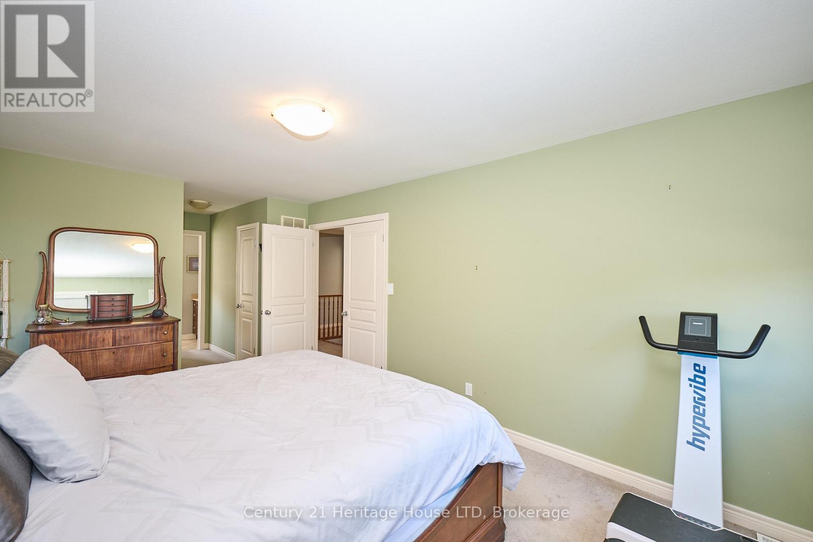 4 Arlene Street, St. Catharines, Ontario  L2S 4C9 - Photo 18 - X13177142