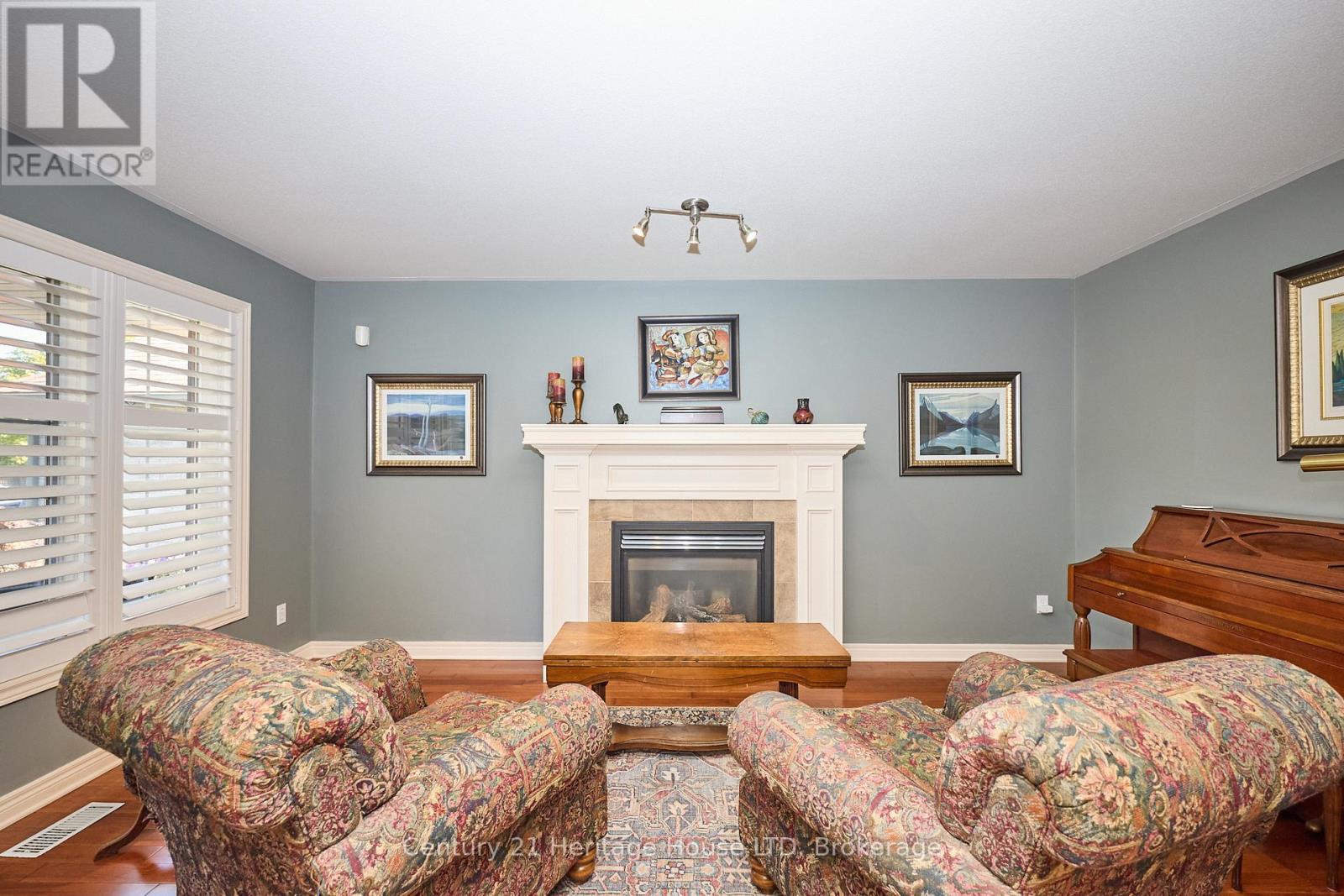 4 Arlene Street, St. Catharines, Ontario  L2S 4C9 - Photo 6 - X13177142