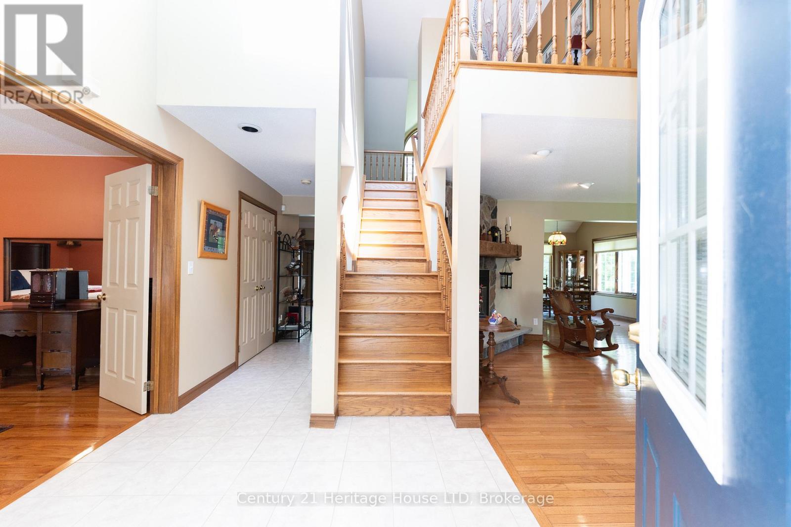 2468 Sunset Drive, Fort Erie, Ontario  L2A 5M4 - Photo 10 - X13177144