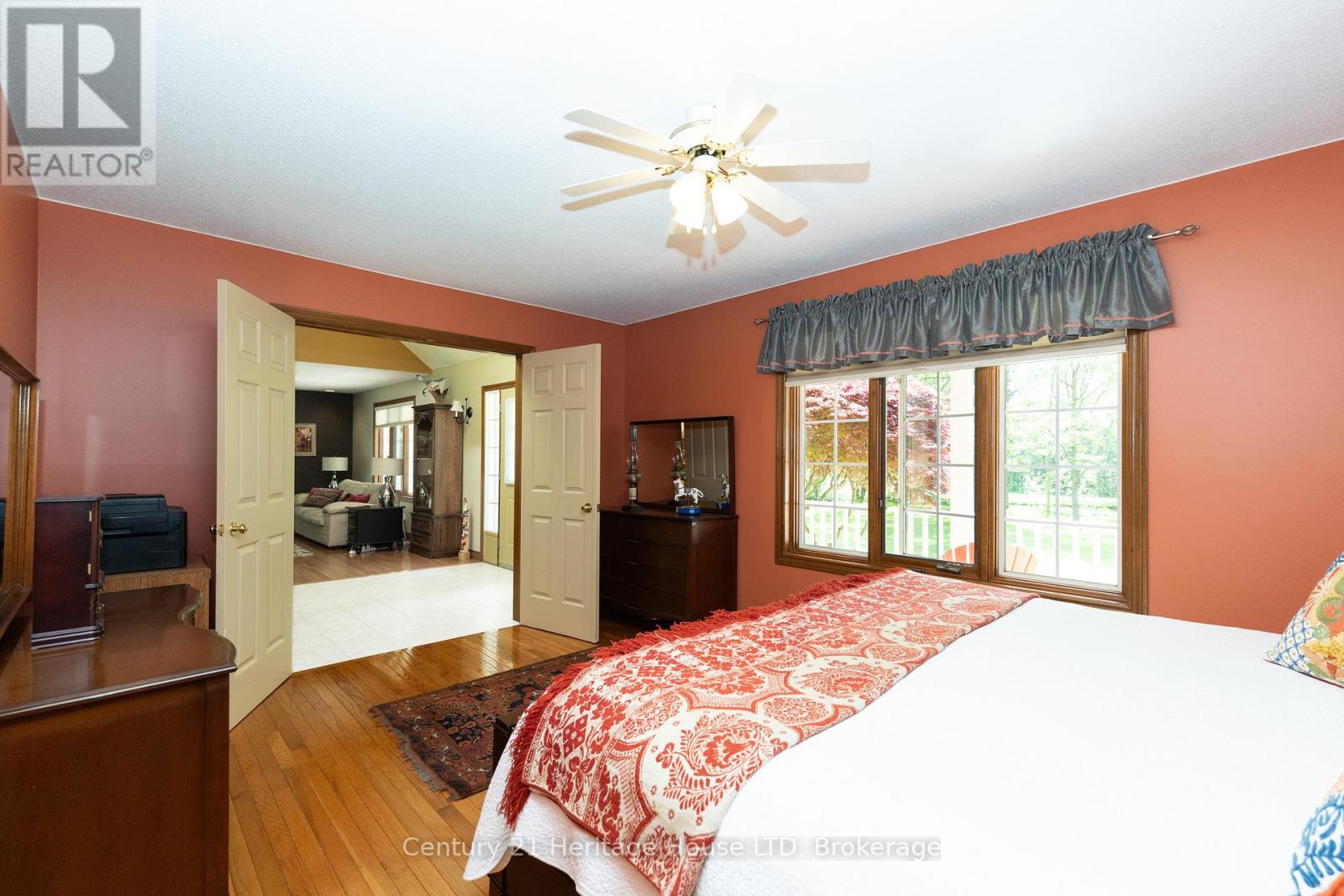 2468 Sunset Drive, Fort Erie, Ontario  L2A 5M4 - Photo 21 - X13177144