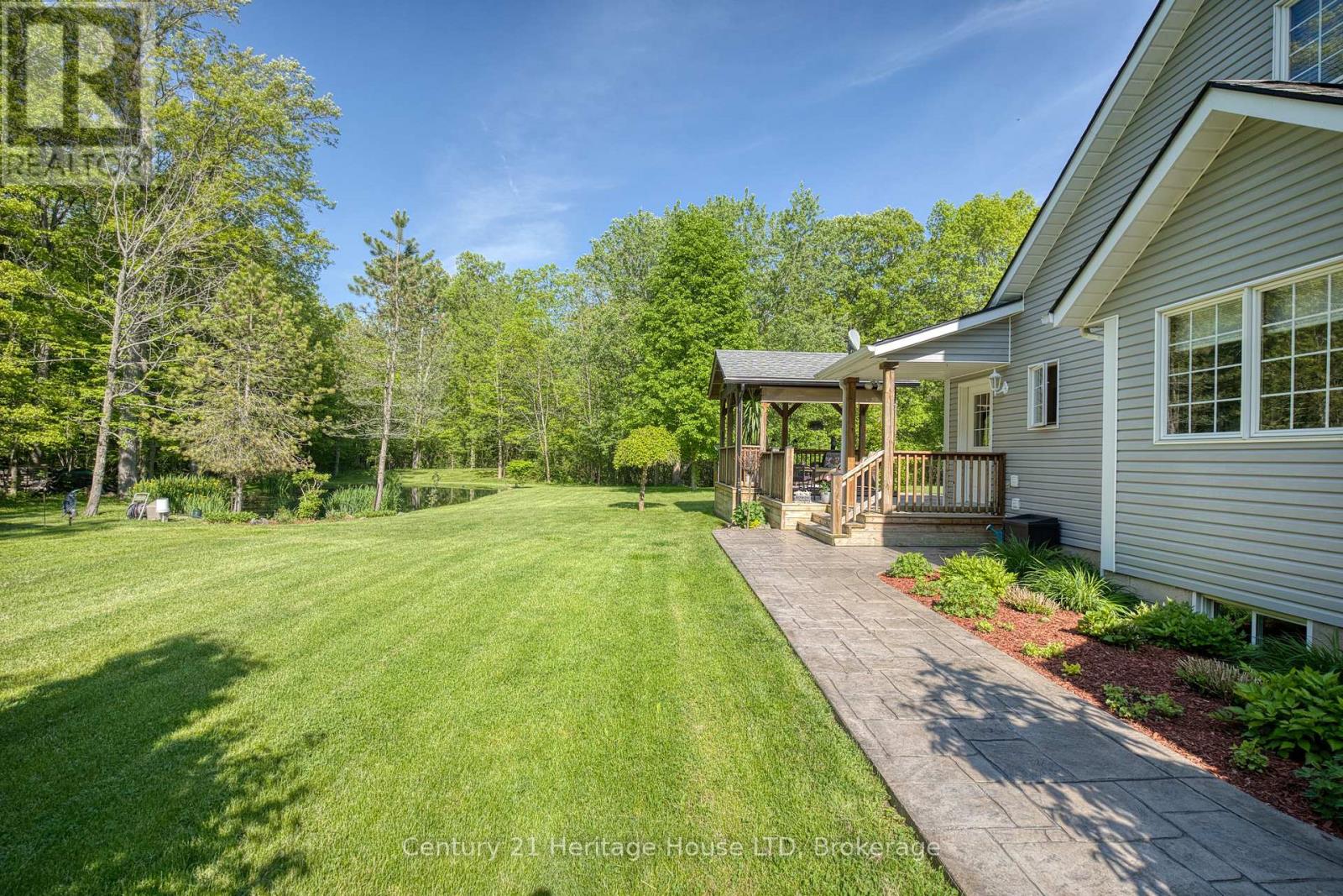 2468 Sunset Drive, Fort Erie, Ontario  L2A 5M4 - Photo 5 - X13177144