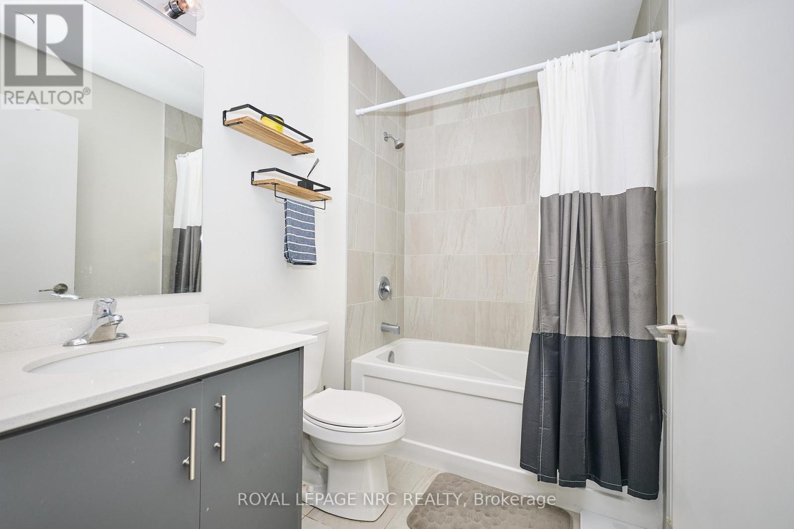 221 - 600 North Service Road, Hamilton, Ontario  L8E 0L2 - Photo 16 - X13180960