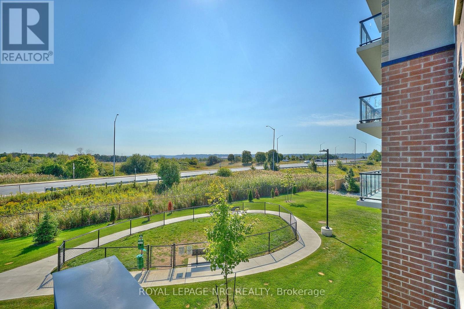 221 - 600 North Service Road, Hamilton, Ontario  L8E 0L2 - Photo 20 - X13180960