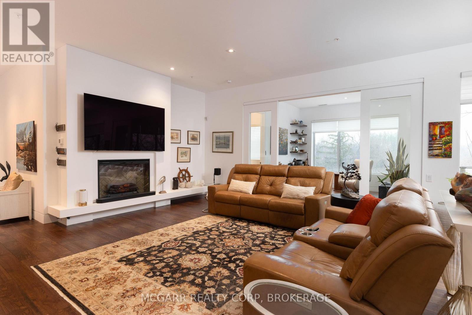 401 - 77 Yates Street, St. Catharines, Ontario  L2R 5R7 - Photo 3 - X13187212