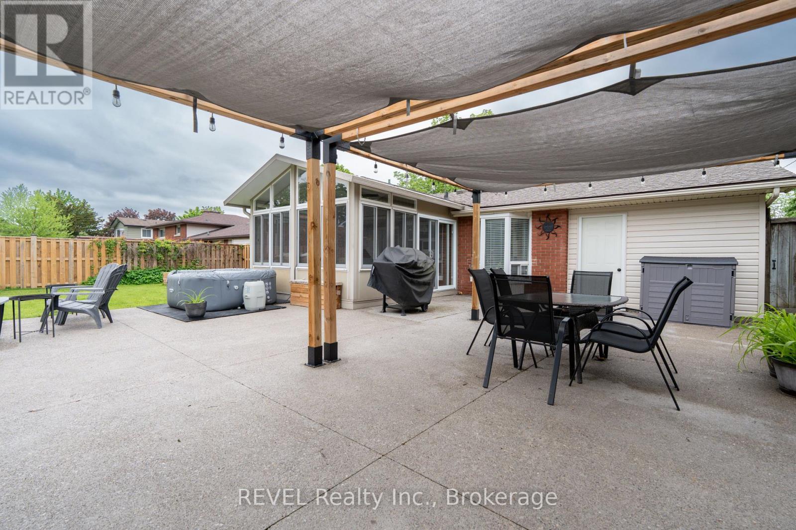4480 Queensway Gardens, Niagara Falls, Ontario  L2E 6P7 - Photo 29 - X13206370