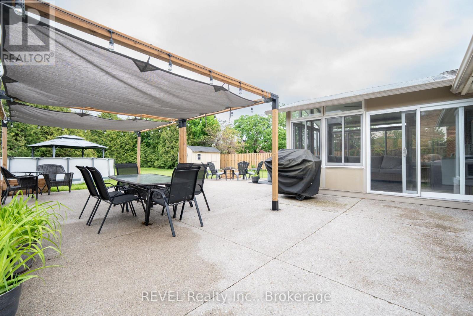 4480 Queensway Gardens, Niagara Falls, Ontario  L2E 6P7 - Photo 32 - X13206370
