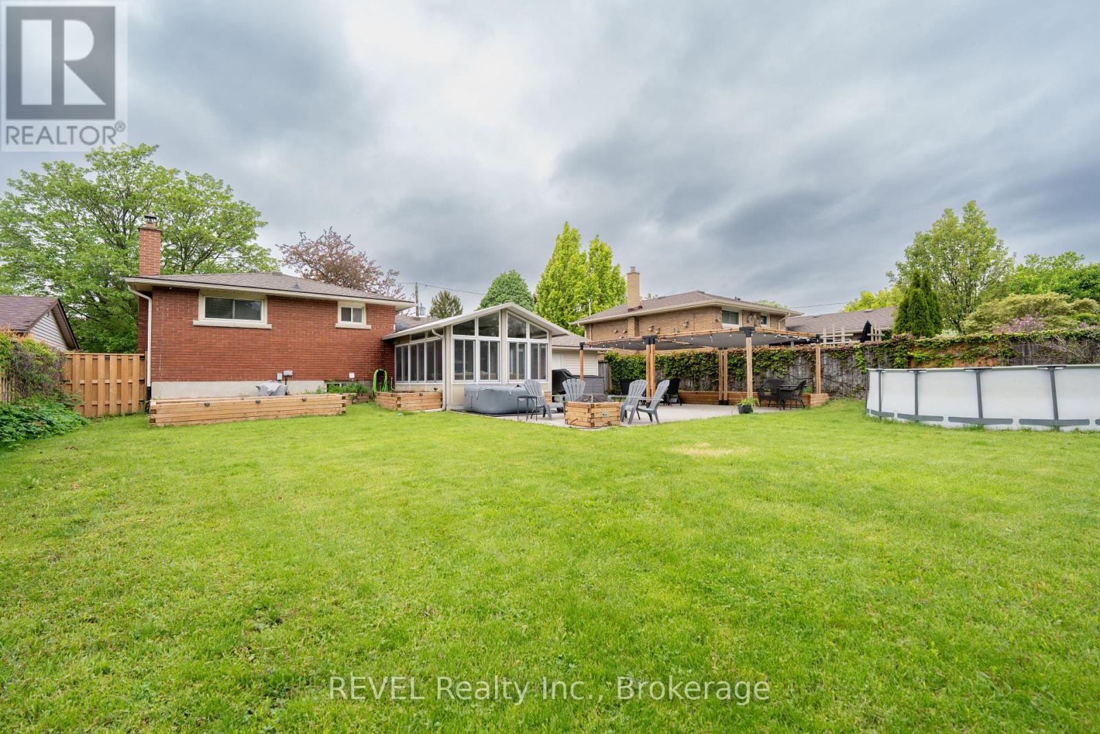 4480 Queensway Gardens, Niagara Falls, Ontario  L2E 6P7 - Photo 35 - X13206370