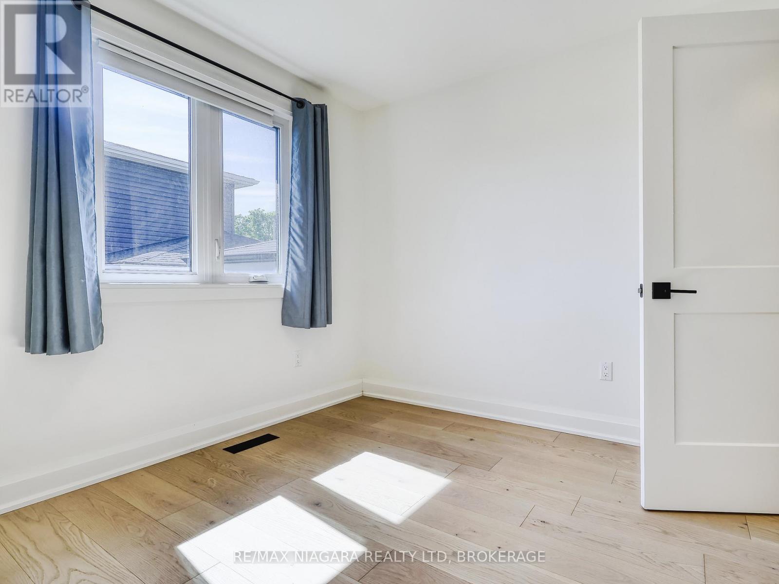 28 Silverdale Drive, St. Catharines, Ontario  L2M 3N1 - Photo 14 - X13206992