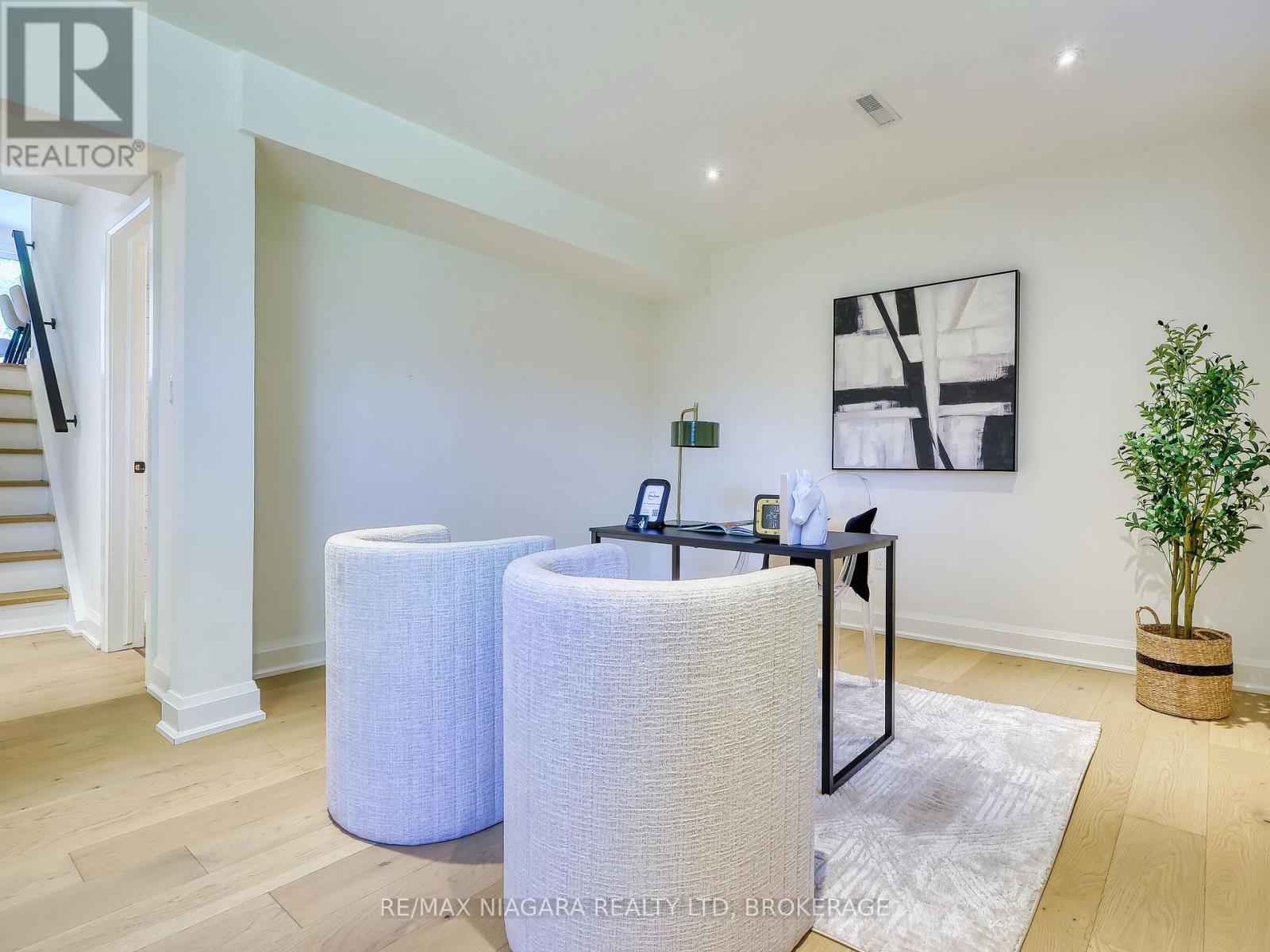 28 Silverdale Drive, St. Catharines, Ontario  L2M 3N1 - Photo 15 - X13206992