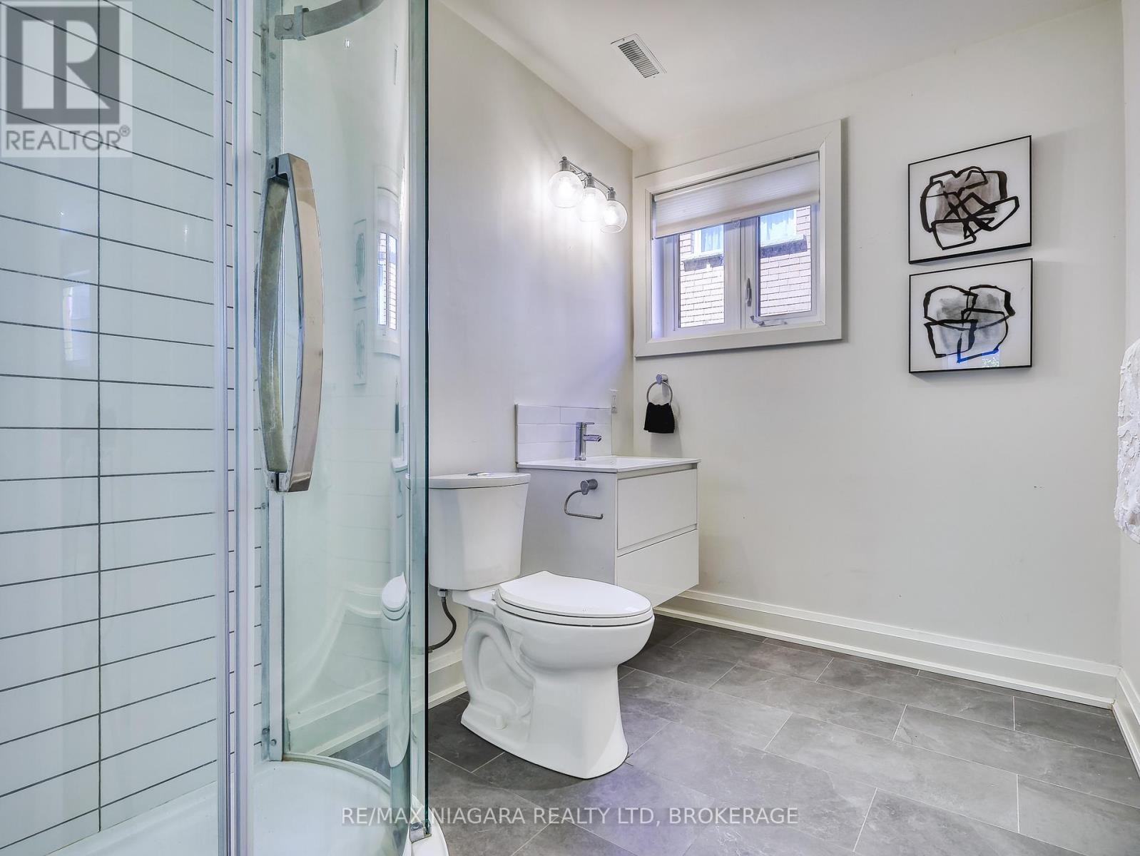 28 Silverdale Drive, St. Catharines, Ontario  L2M 3N1 - Photo 19 - X13206992