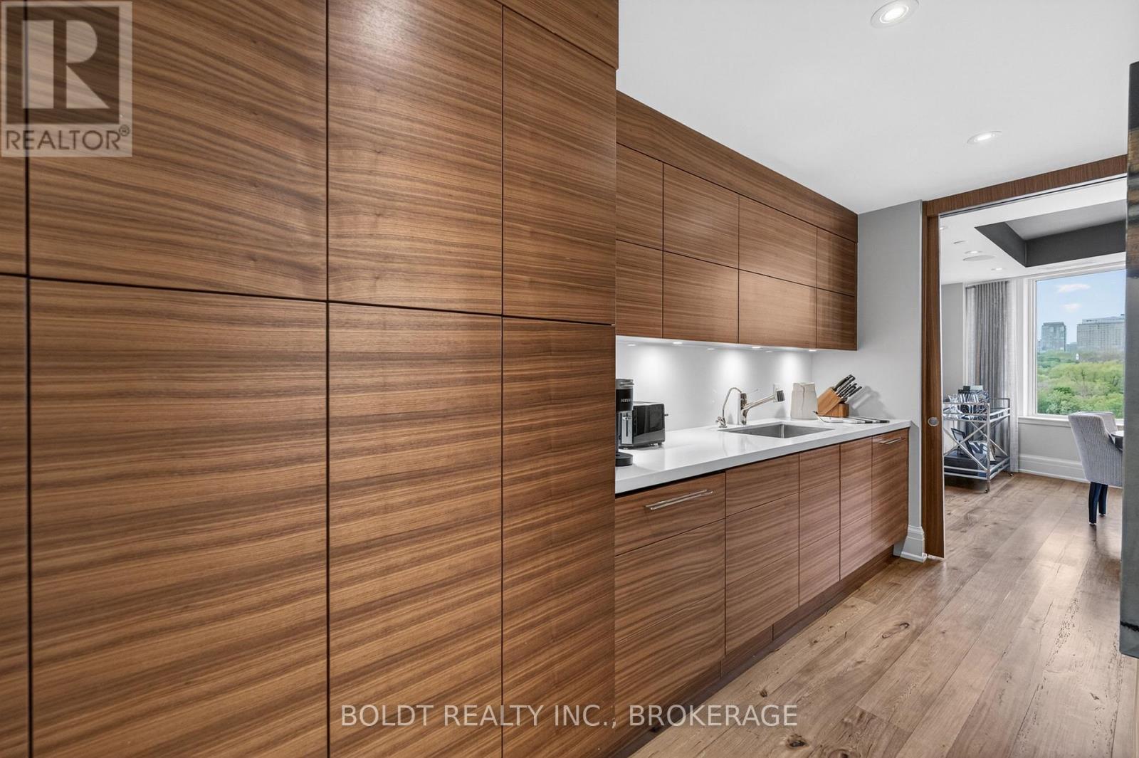 702 - 181 Davenport Road, Toronto, Ontario  M5R 1J1 - Photo 14 - C13207298