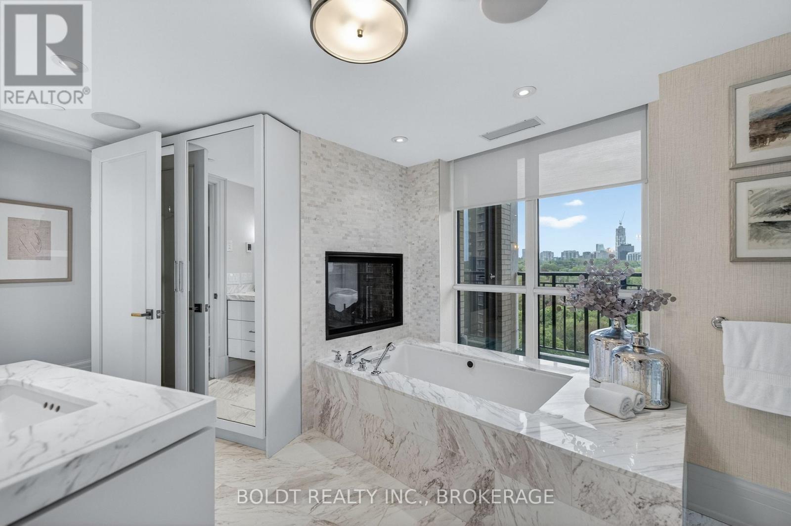 702 - 181 Davenport Road, Toronto, Ontario  M5R 1J1 - Photo 32 - C13207298