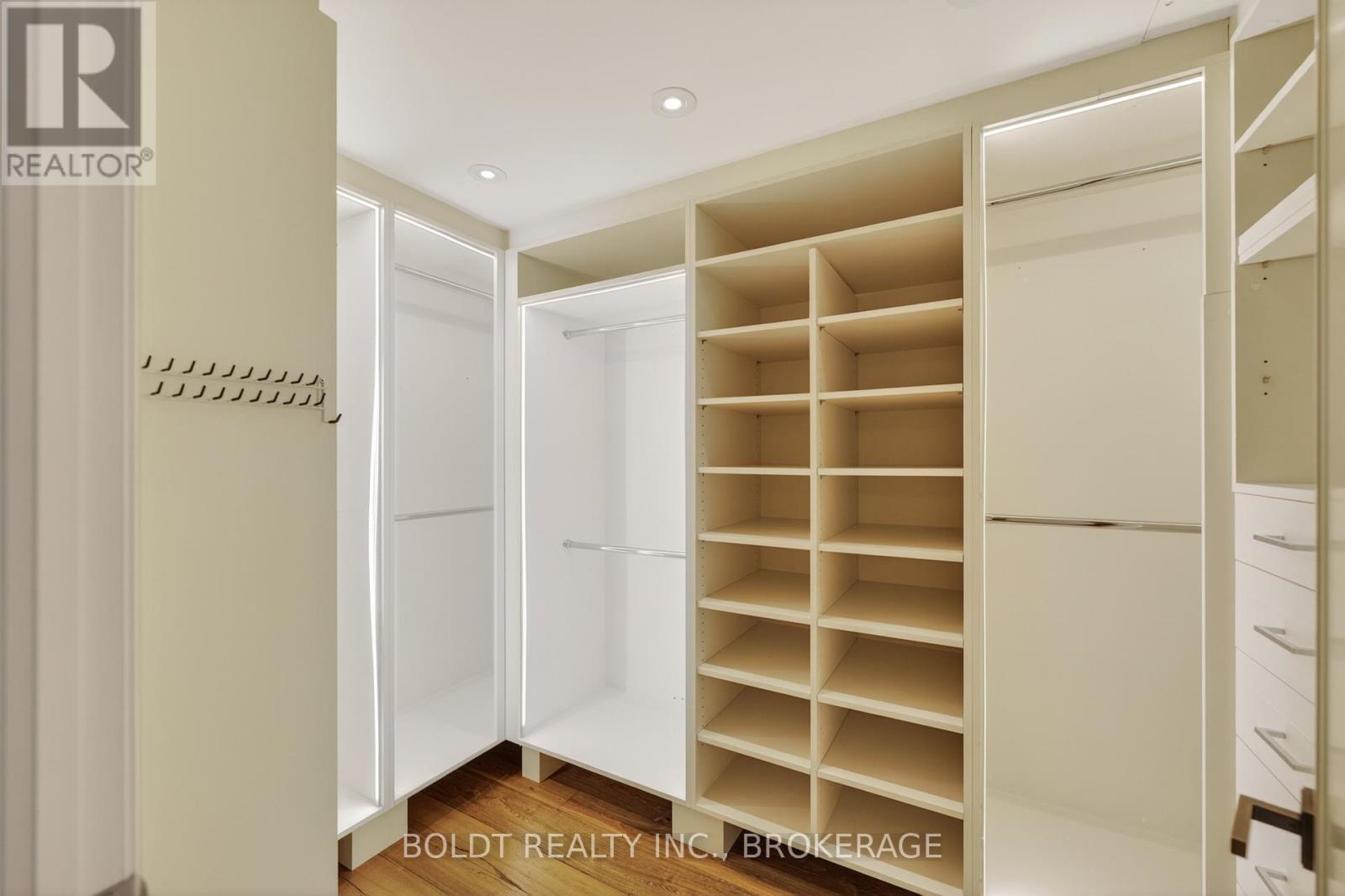 702 - 181 Davenport Road, Toronto, Ontario  M5R 1J1 - Photo 37 - C13207298