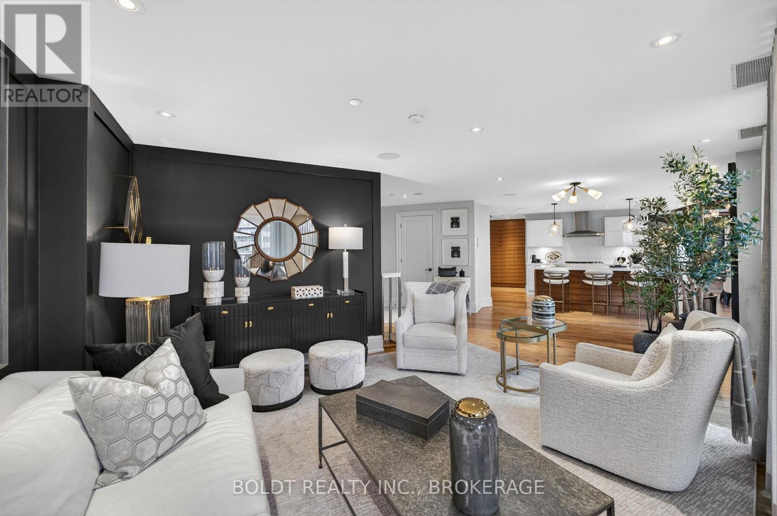 702 - 181 Davenport Road, Toronto, Ontario  M5R 1J1 - Photo 8 - C13207298