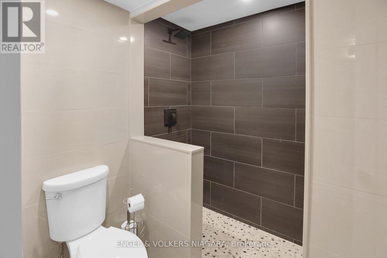 2459 Noella Crescent, Niagara Falls, Ontario  L2J 3H7 - Photo 23 - X13207332