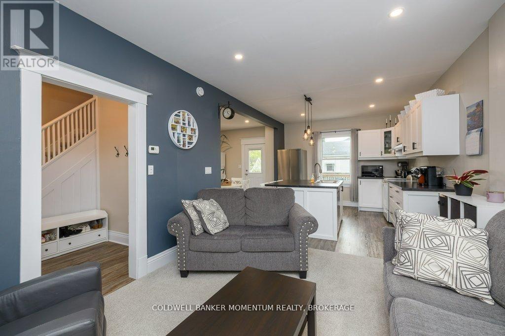 223 Geneva Street, St. Catharines, Ontario  L2R 4P9 - Photo 11 - X13208000