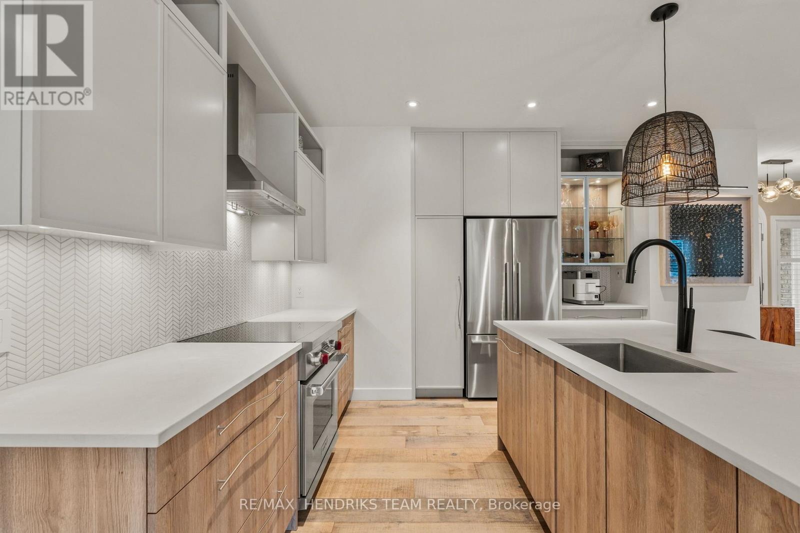 8152 Westminster Drive, Niagara Falls, Ontario  L2H 2Y8 - Photo 12 - X13210002