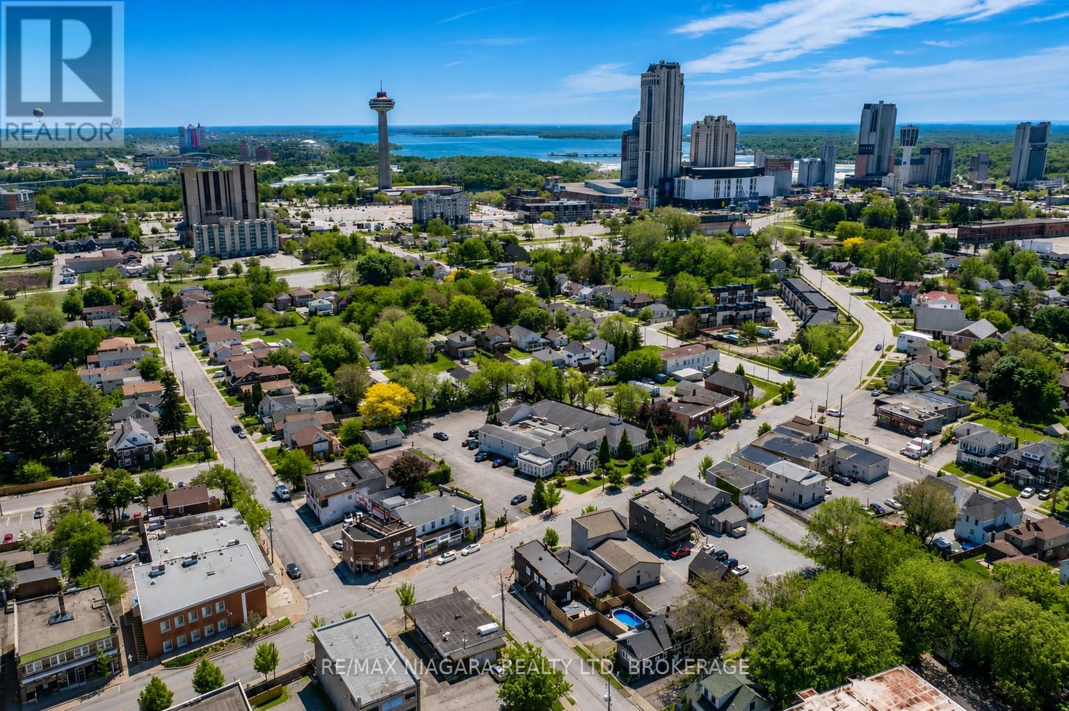 6043 Main Street, Niagara Falls, Ontario  L2G 6A1 - Photo 30 - X13210770