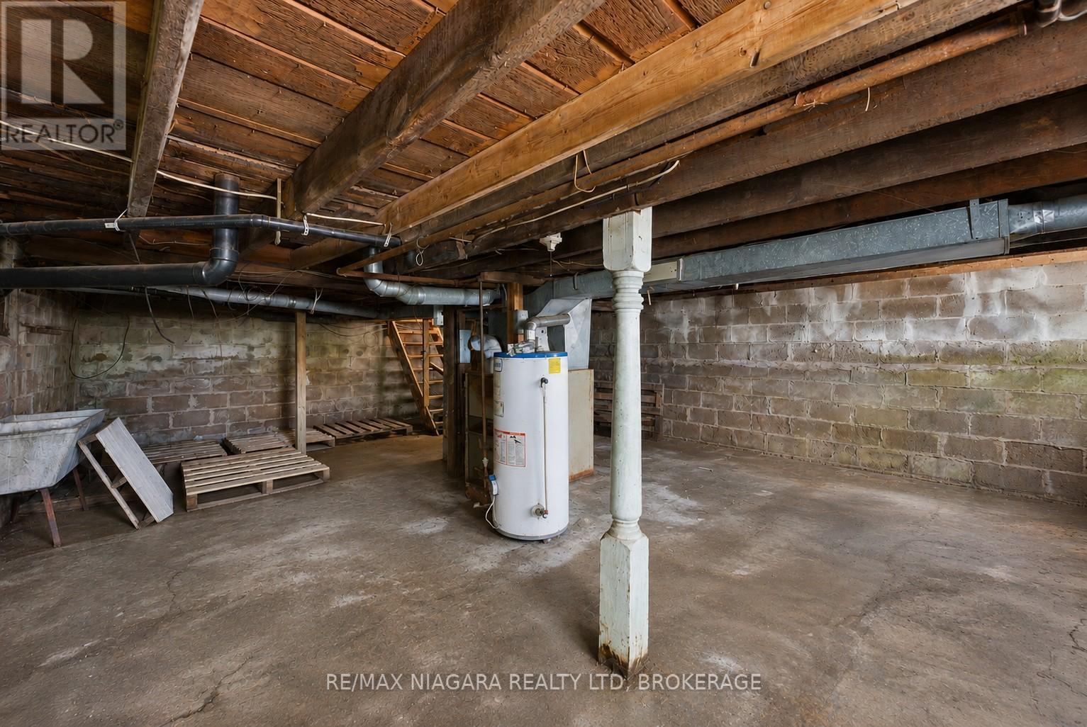 6043 Main Street, Niagara Falls, Ontario  L2G 6A1 - Photo 39 - X13210770