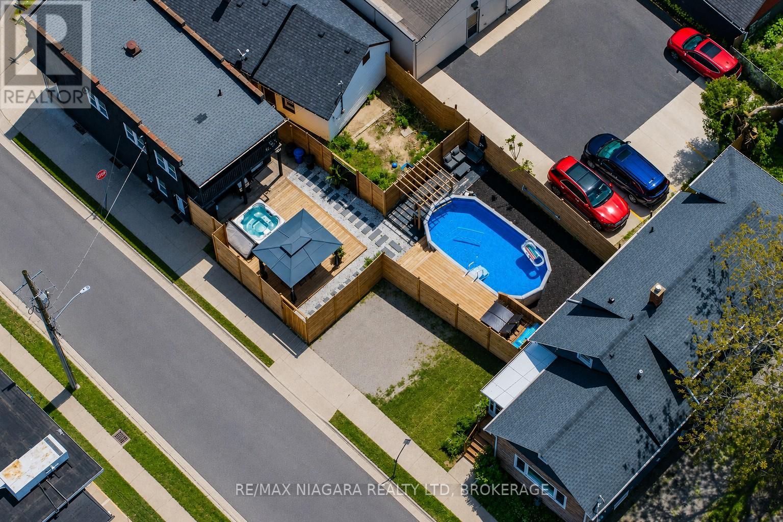 6043 Main Street, Niagara Falls, Ontario  L2G 6A1 - Photo 40 - X13210770