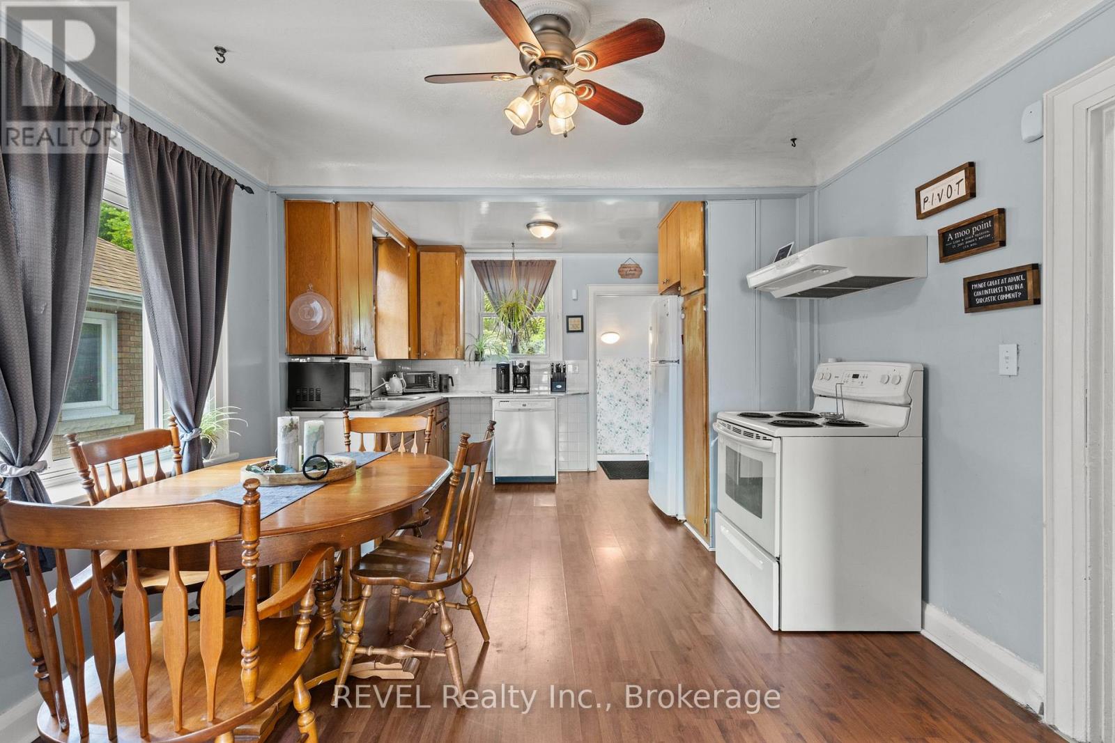 217 Niagara Street N, St. Catharines, Ontario  L2M 4V3 - Photo 11 - X13212322