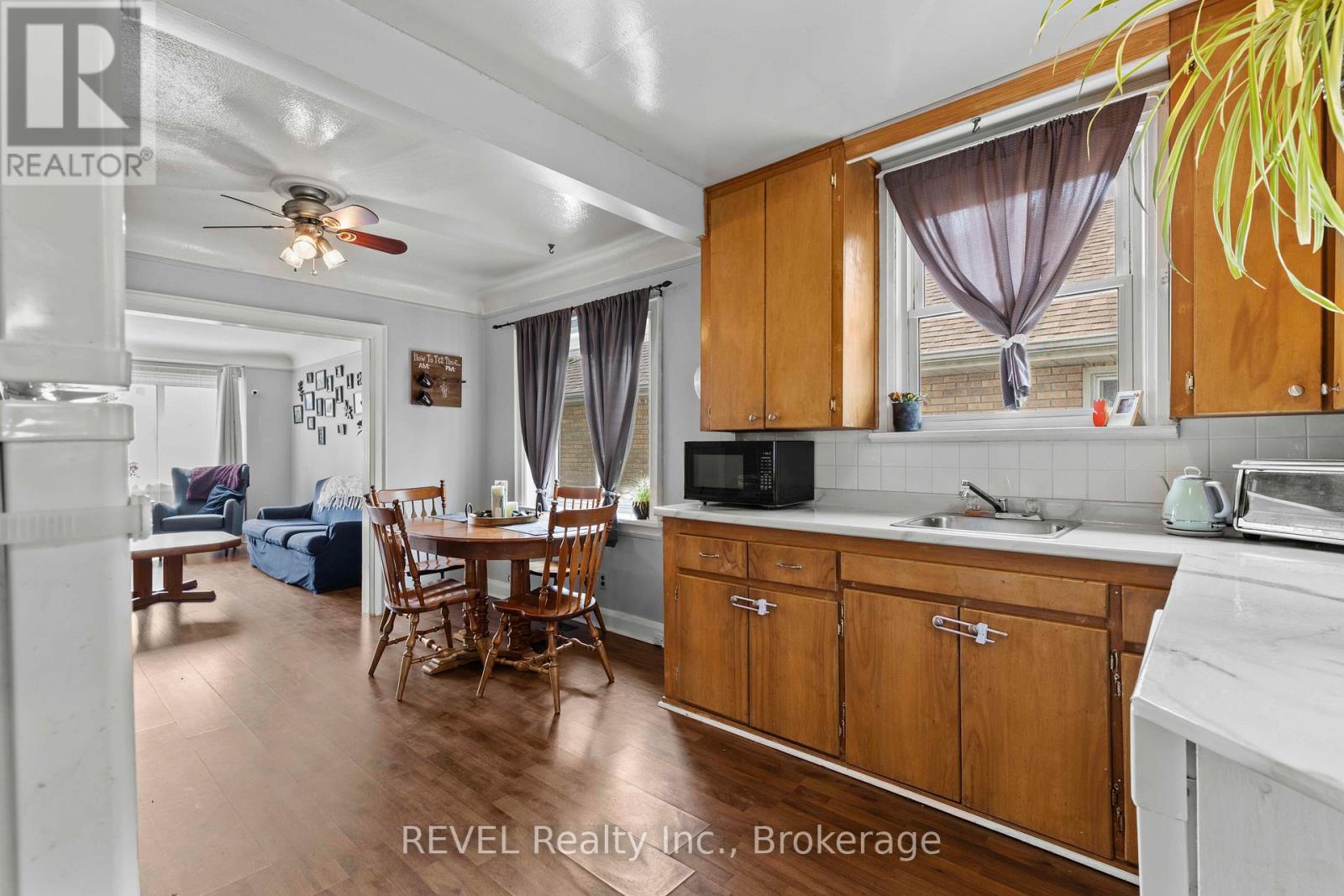 217 Niagara Street N, St. Catharines, Ontario  L2M 4V3 - Photo 14 - X13212322