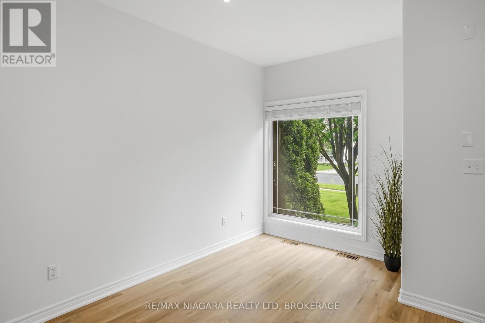 104 - 6045 Dunn Street, Niagara Falls, Ontario  L2G 2P2 - Photo 10 - X13214428