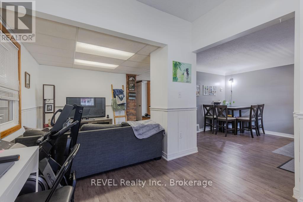 83 Rodman Street, St. Catharines, Ontario  L2R 5C9 - Photo 7 - X13215754