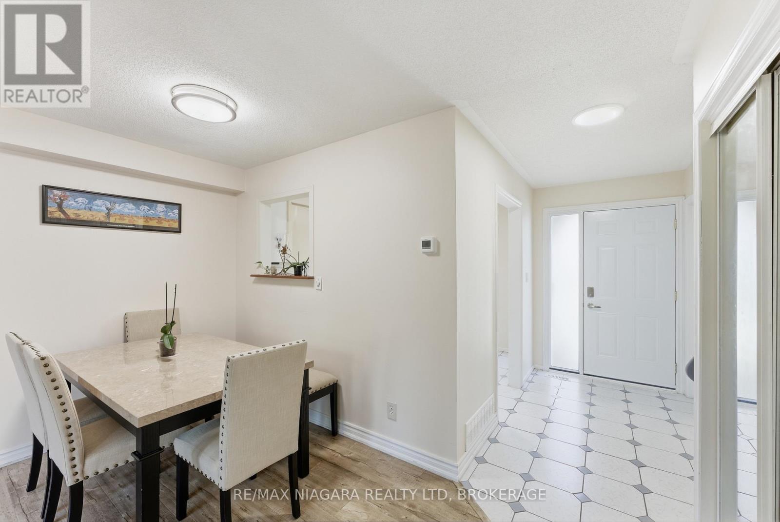 32 - 1 Wootten Way S, Markham, Ontario  L3P 3H7 - Photo 10 - N13216072