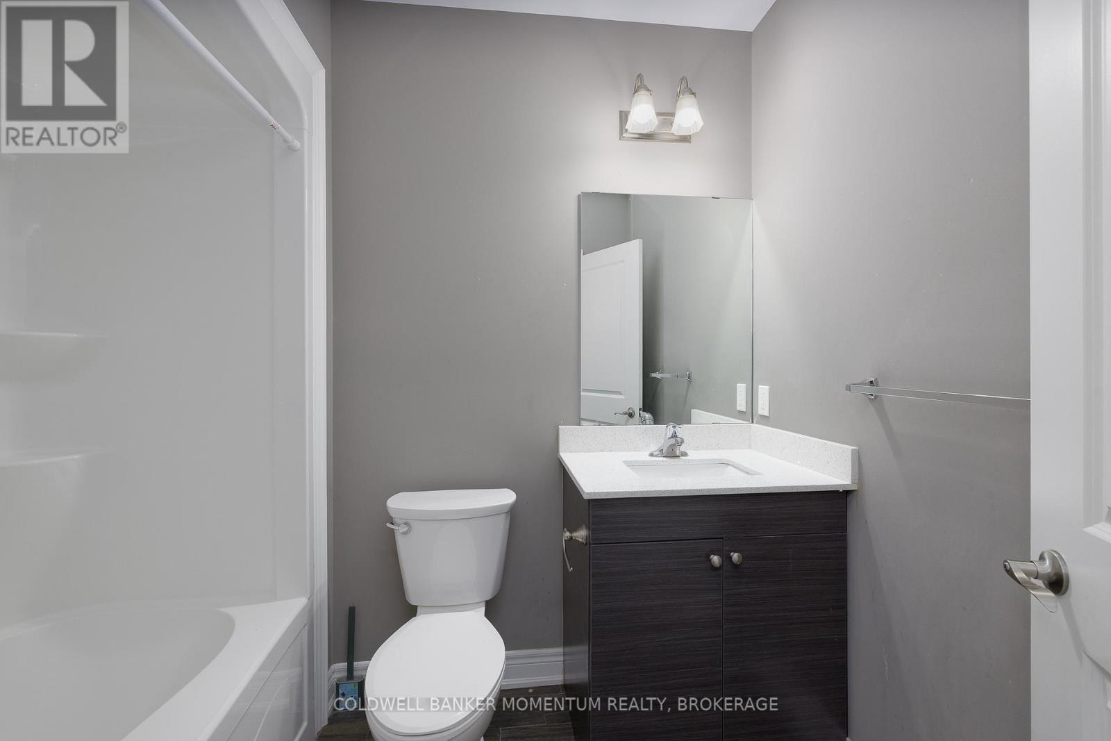 44 Cleveland Street, Thorold, Ontario  L2V 3K4 - Photo 10 - X13218644