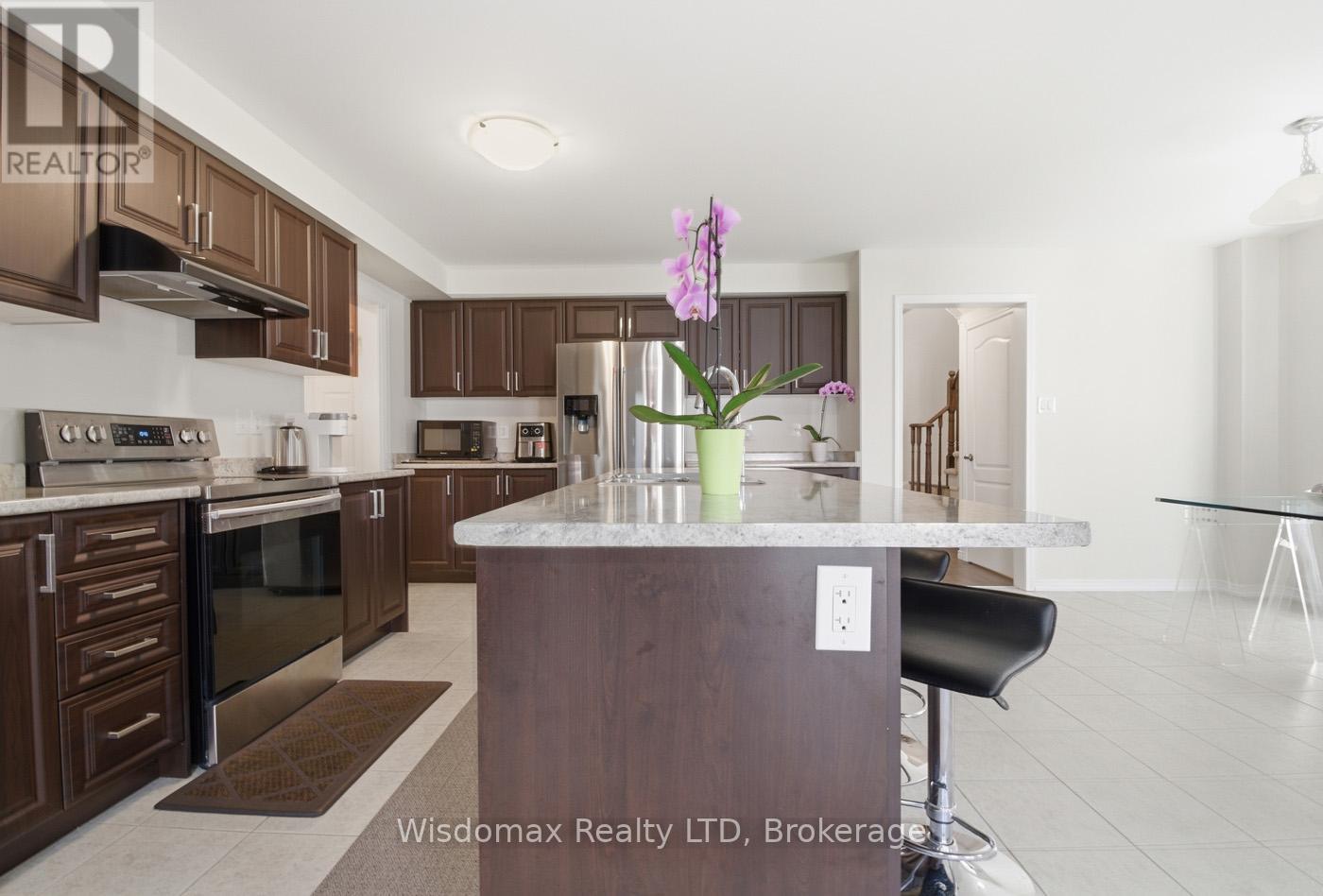 7719 Tupelo Crescent, Niagara Falls, Ontario  L2H 3R8 - Photo 11 - X13219722