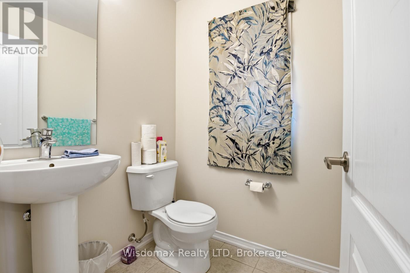 7719 Tupelo Crescent, Niagara Falls, Ontario  L2H 3R8 - Photo 6 - X13219722