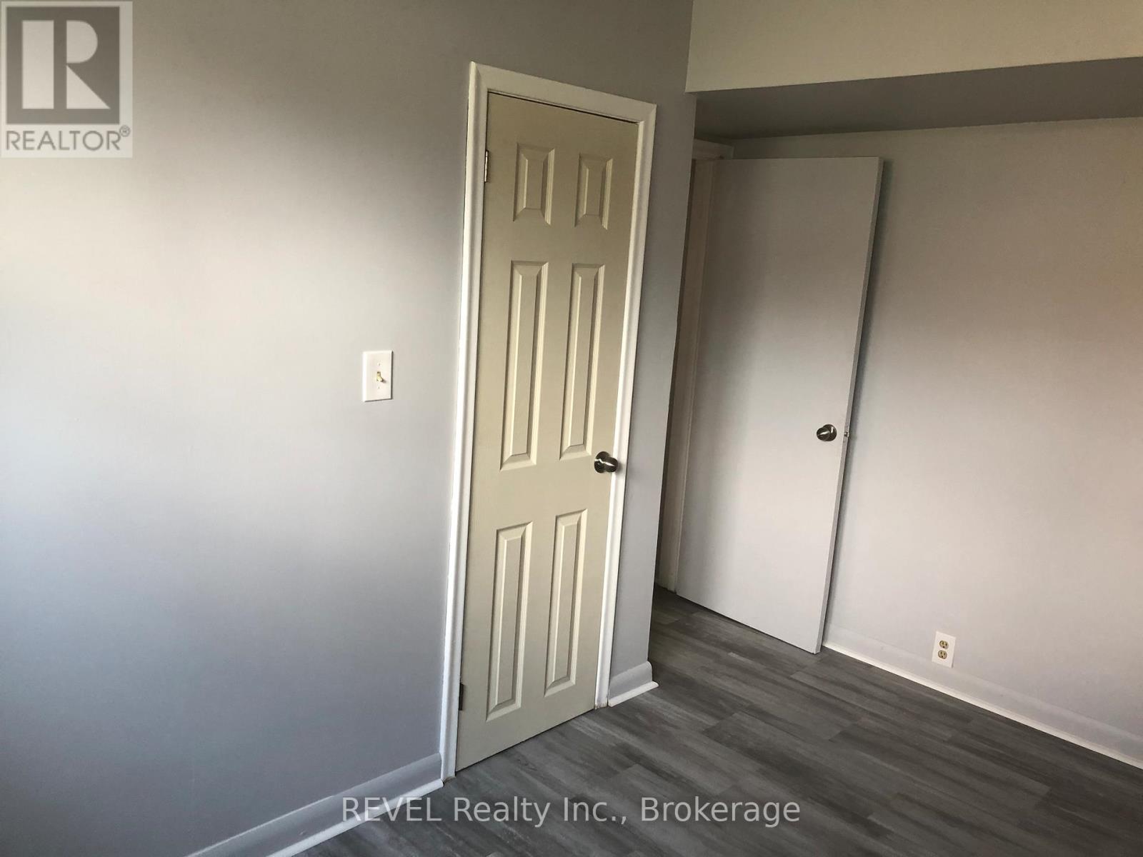 4591 Homewood Avenue, Niagara Falls, Ontario  L2E 4X9 - Photo 16 - X13220090