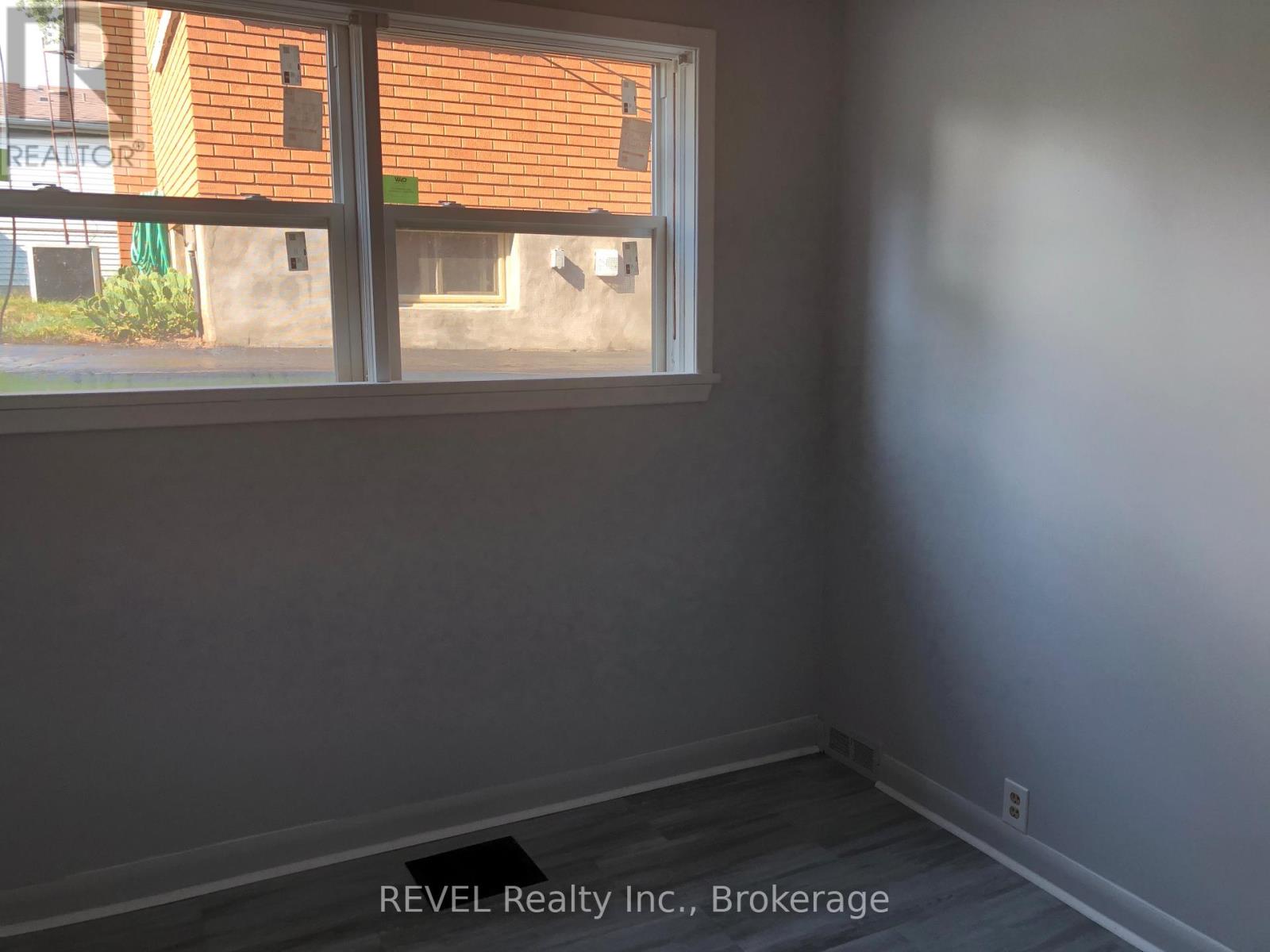 4591 Homewood Avenue, Niagara Falls, Ontario  L2E 4X9 - Photo 17 - X13220090