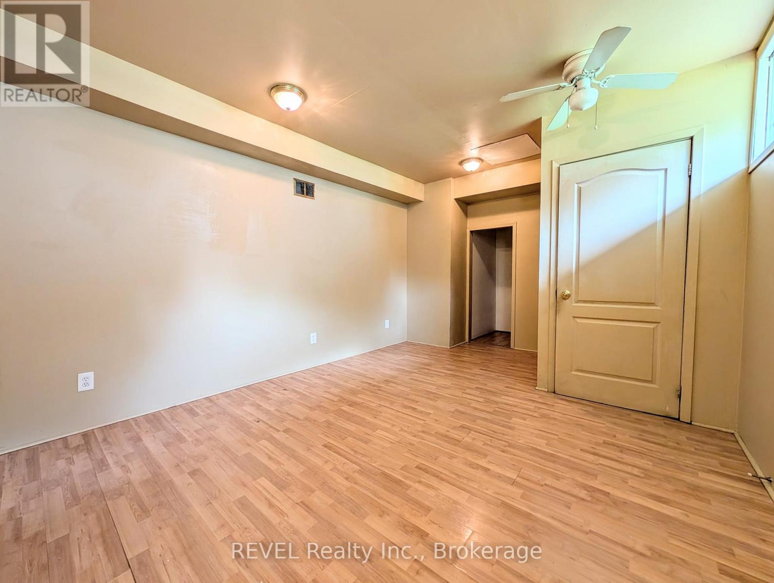 4591 Homewood Avenue, Niagara Falls, Ontario  L2E 4X9 - Photo 18 - X13220090