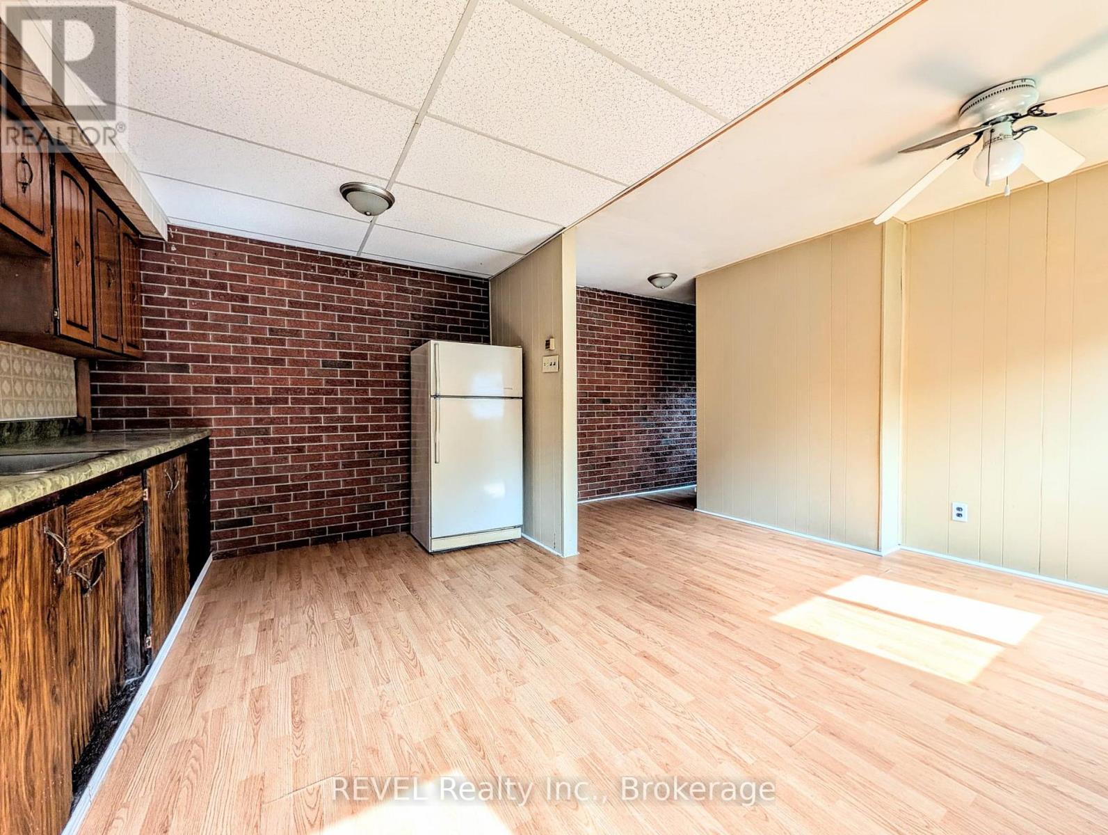 4591 Homewood Avenue, Niagara Falls, Ontario  L2E 4X9 - Photo 19 - X13220090