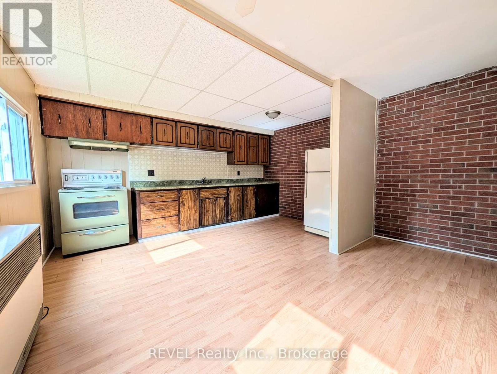 4591 Homewood Avenue, Niagara Falls, Ontario  L2E 4X9 - Photo 20 - X13220090