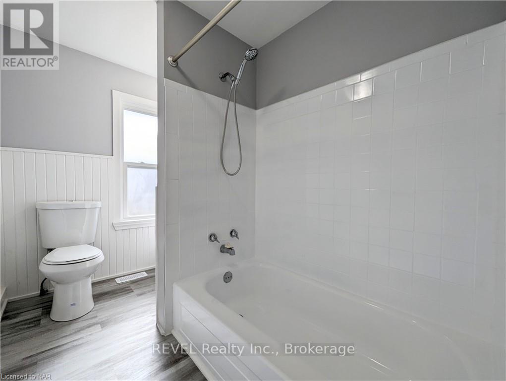 4591 Homewood Avenue, Niagara Falls, Ontario  L2E 4X9 - Photo 6 - X13220090