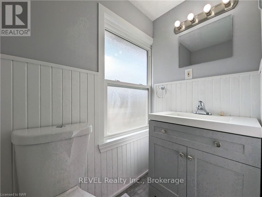4591 Homewood Avenue, Niagara Falls, Ontario  L2E 4X9 - Photo 7 - X13220090